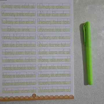 Çocuğumun el kaslarını geliştirmek ve yazısını düzeltmek için aldım.